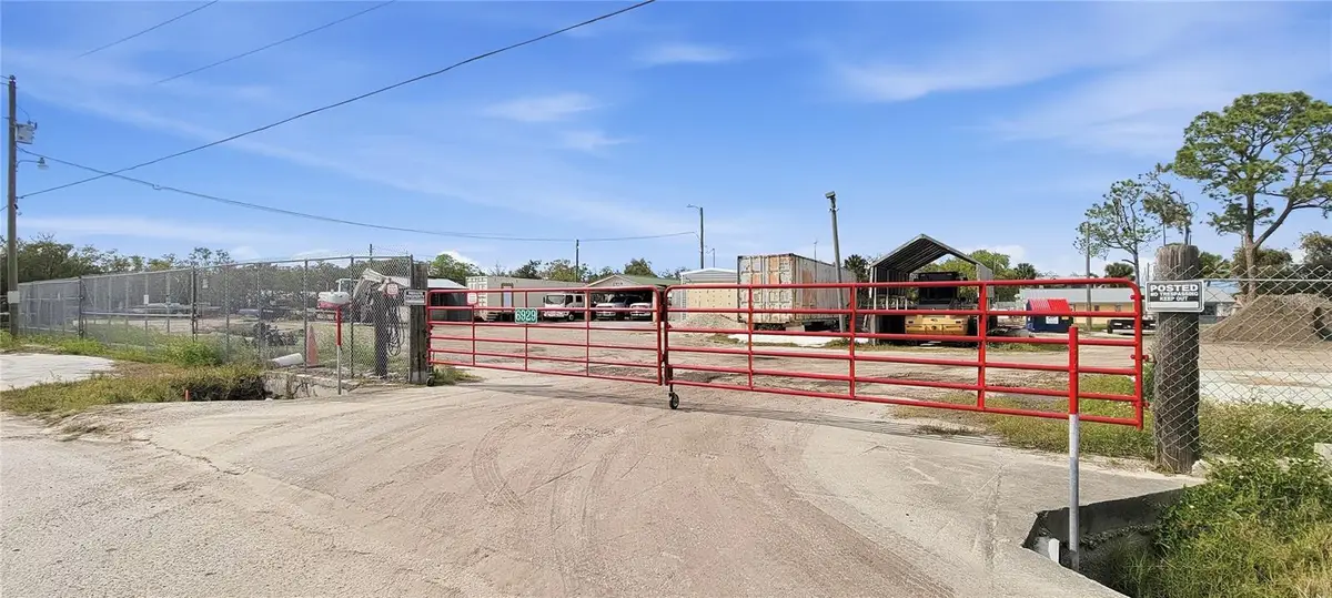 14137 Old Dixie Highway, Hudson, FL 34667 - #1