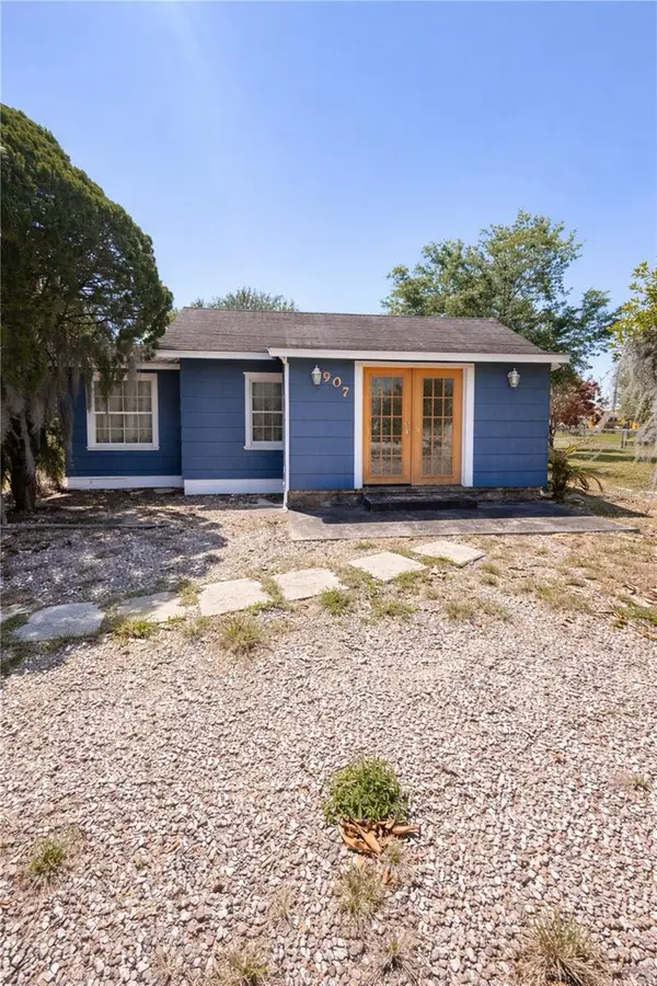 907 Gwendolynn Street, AVON PARK, FL 33825