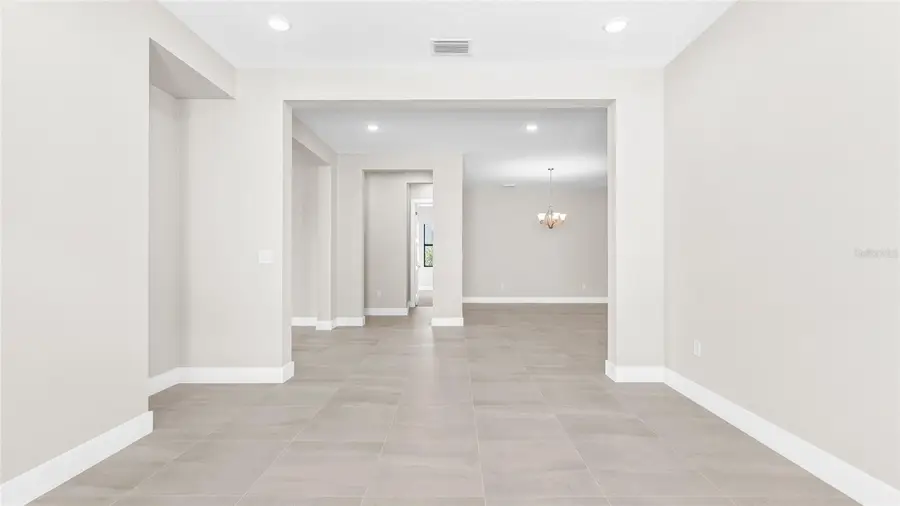 18225 Cresswind Terrace, Lakewood Ranch, FL 34211 - #3