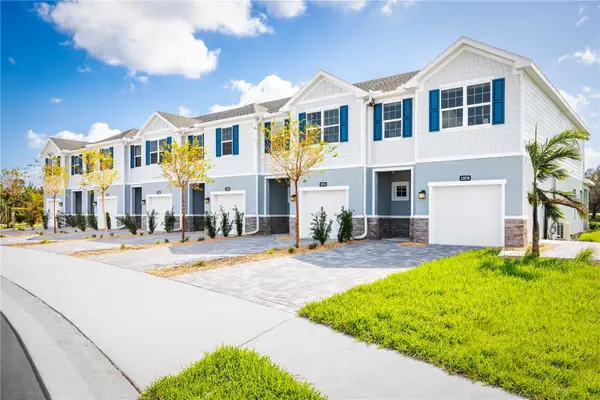 12530 Amber Creek Circle, LAKEWOOD RANCH, FL 34211