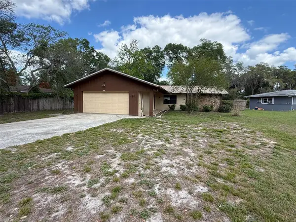 5072 Lakewood Drive, DADE CITY, FL 33523