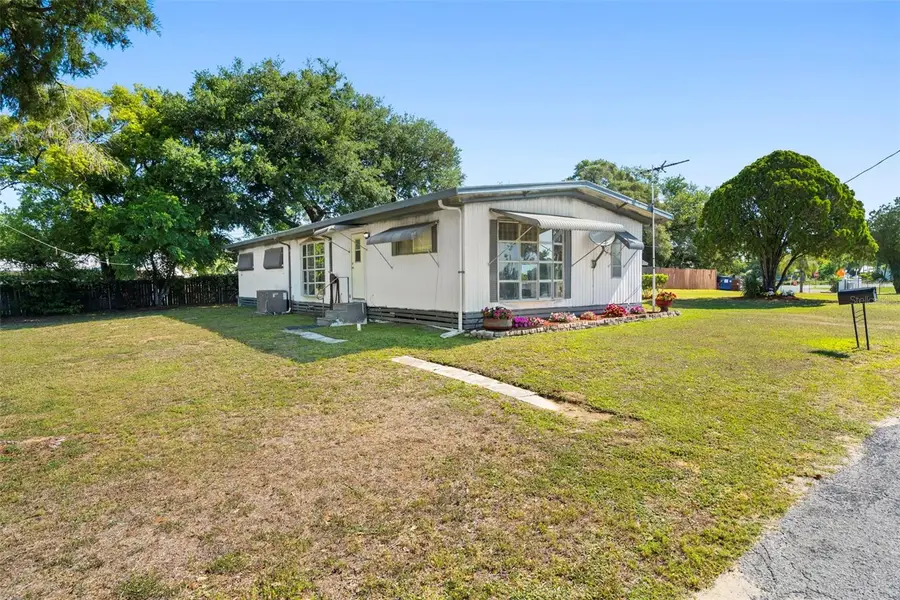 10220 Wellington Avenue, Dade City, FL 33525 - #2