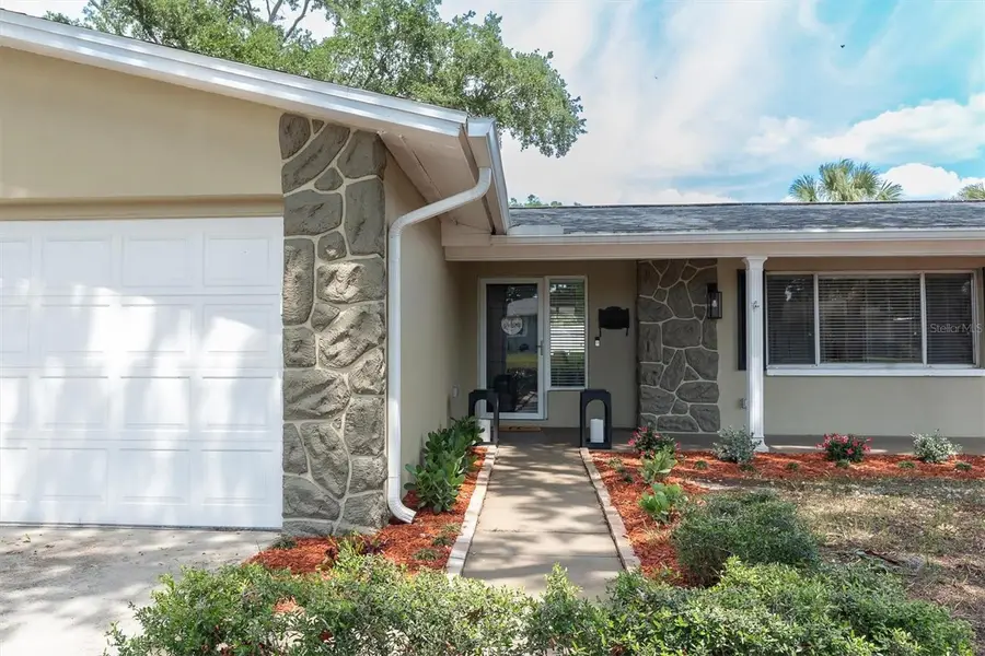 6860 14th Way S, Saint Petersburg, FL 33705 - #2