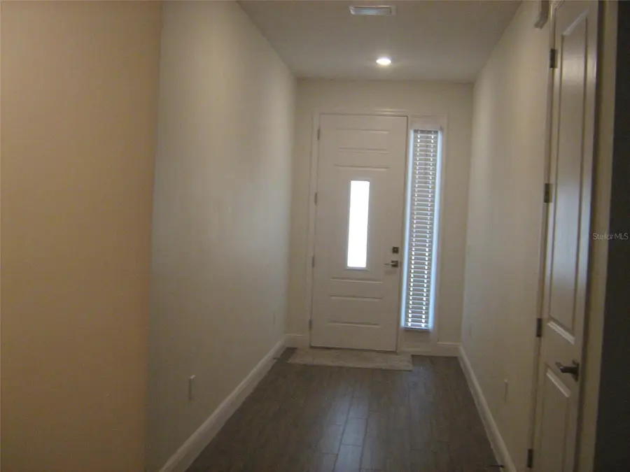 535 Dowling Circle, Lady Lake, FL 32159 - #3