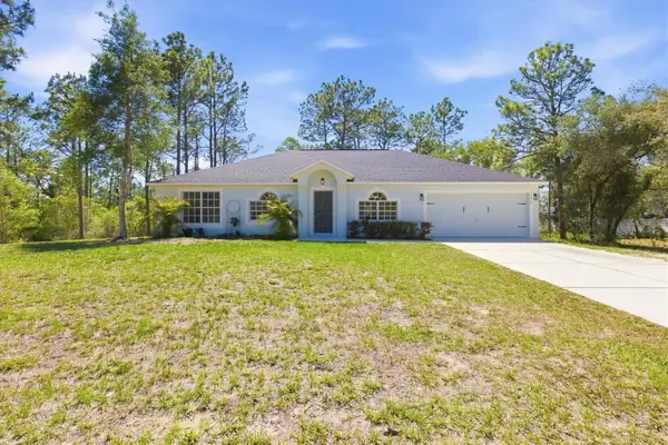 18063 Parrot Road, WEEKI WACHEE, FL 34614
