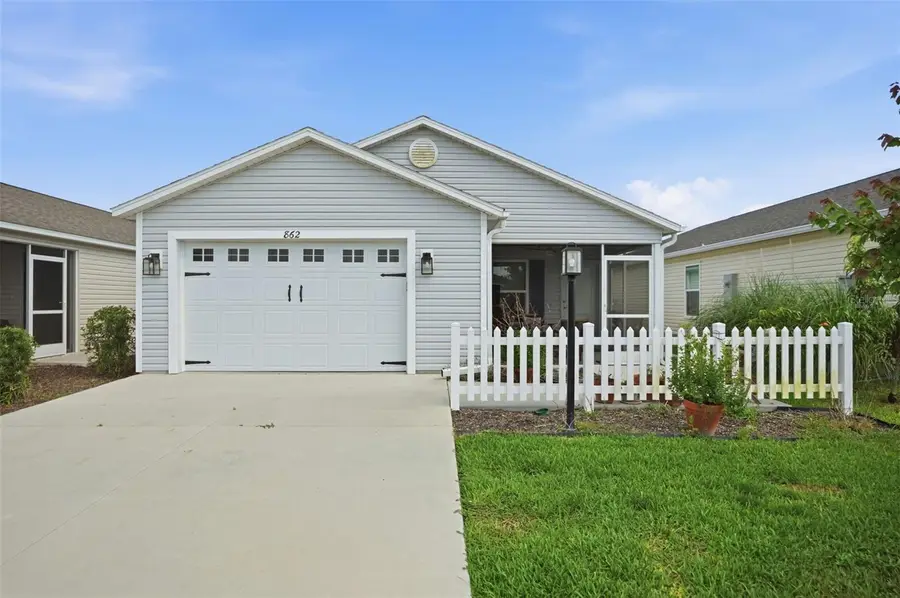 862 Spring Avenue, Leesburg, FL 34762 - #2