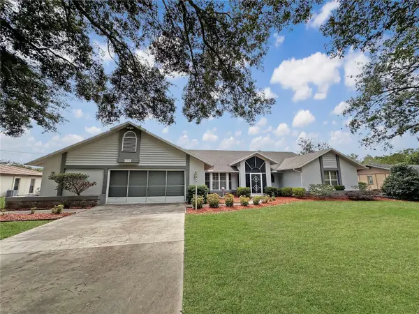 8262 Delaware Drive, WEEKI WACHEE, FL 34607