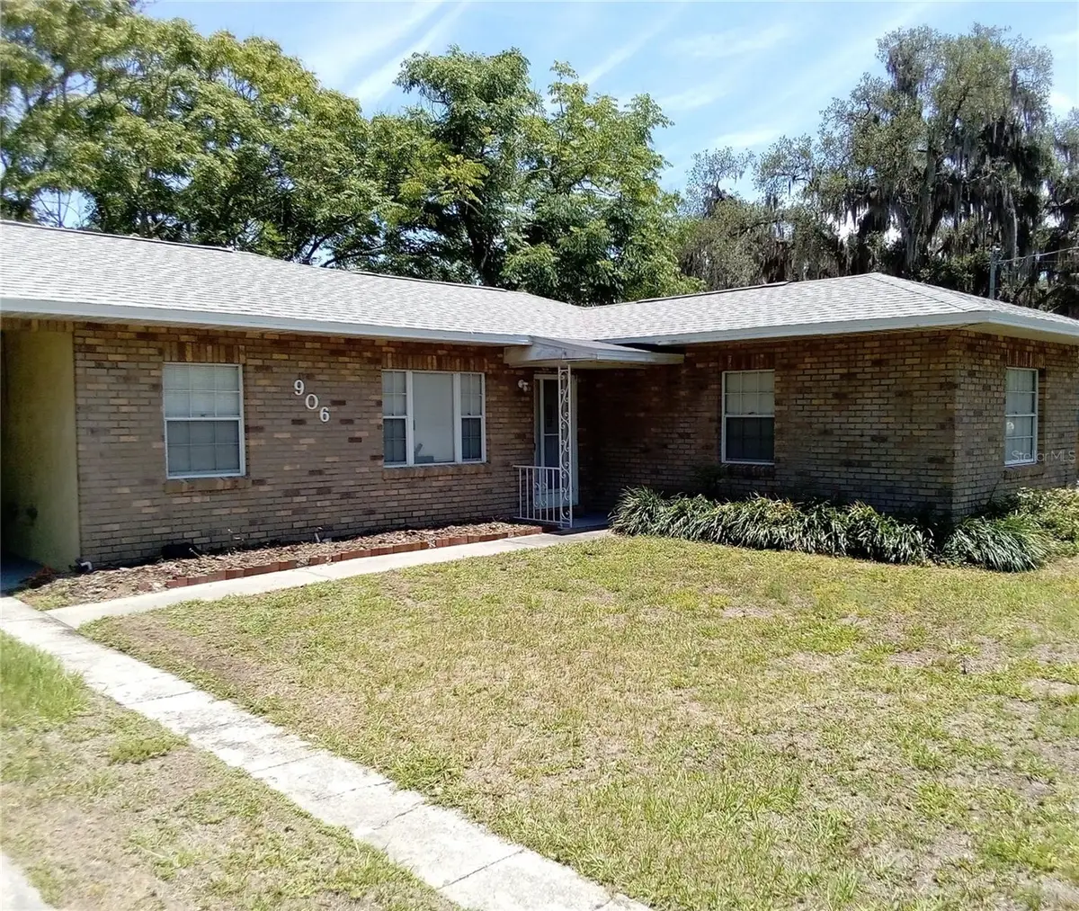 906 Oak Drive, Leesburg, FL 34748 - #1