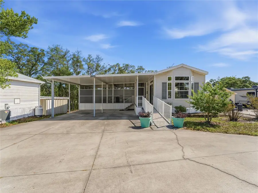 9504 Gray Fox Dr Drive, Weeki Wachee, FL 34613 - #2