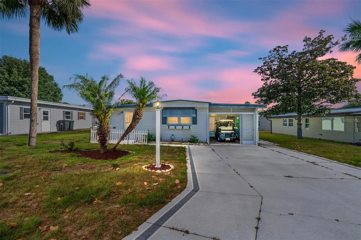 1027 Vermont Avenue, Lady Lake, FL 32159 - #1