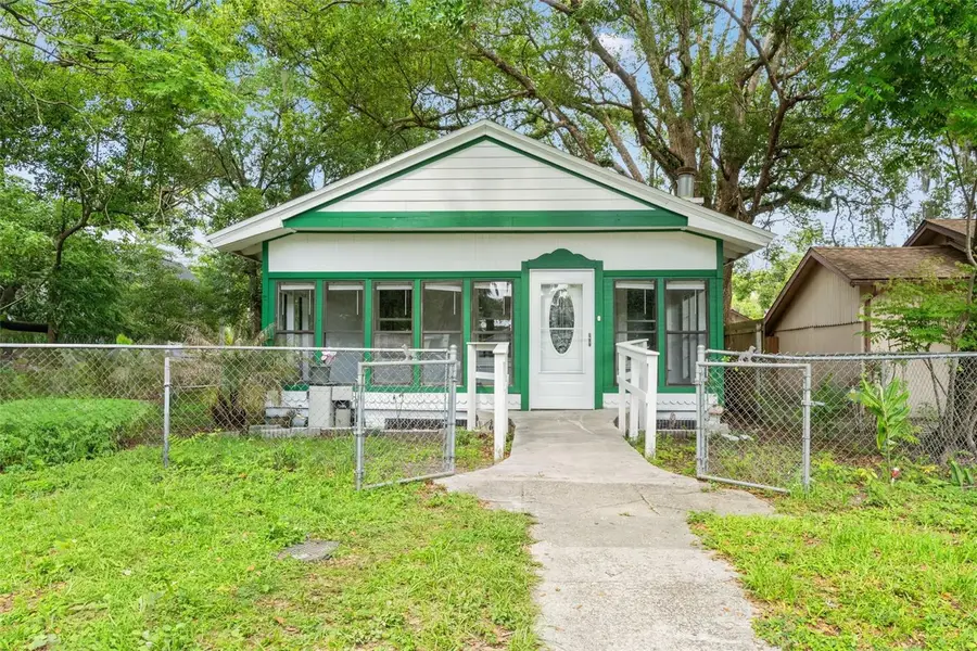 5518 11th Street, Zephyrhills, FL 33542 - #2