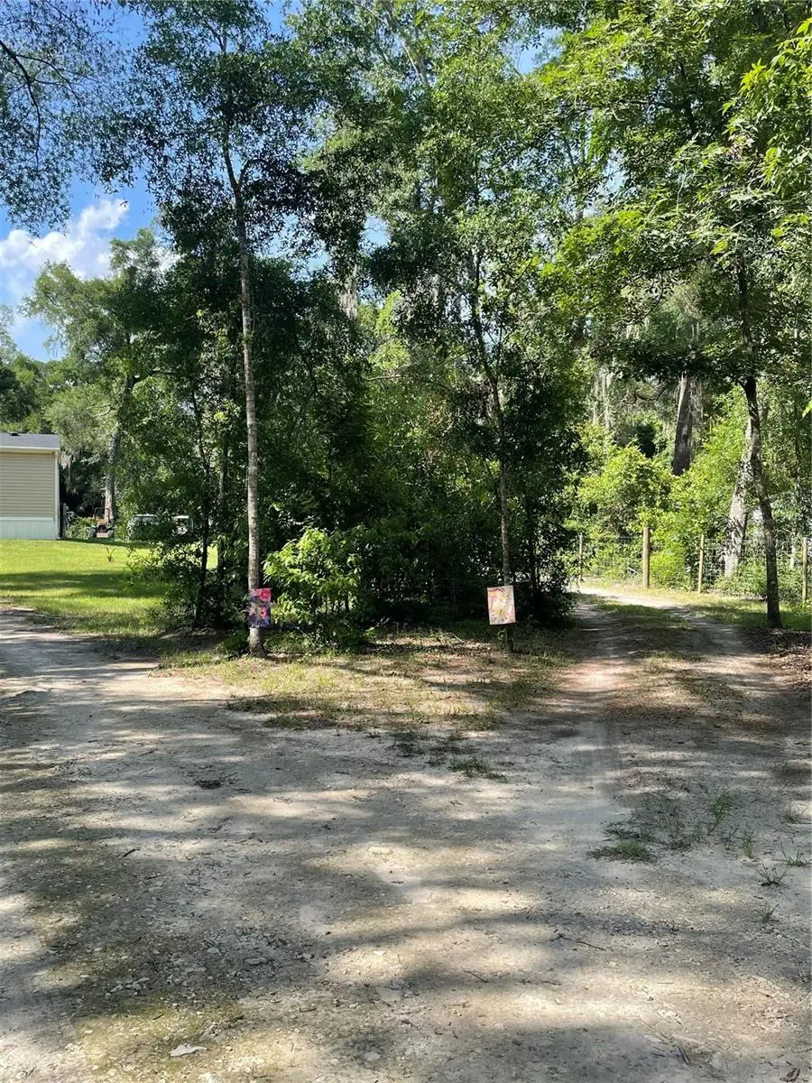 2006 SE 46th Way, Trenton, FL 32693 - #3