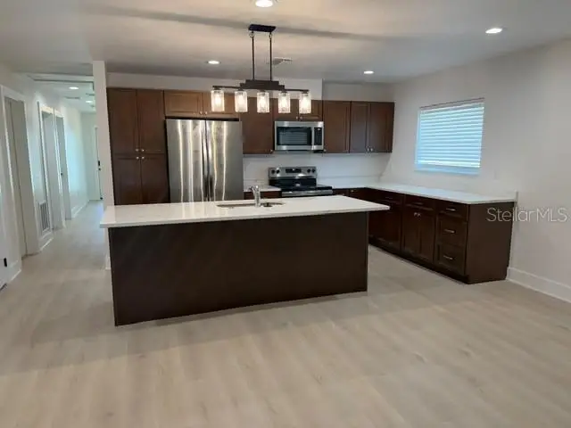 1405 40th Street S, Saint Petersburg, FL 33711 - #2