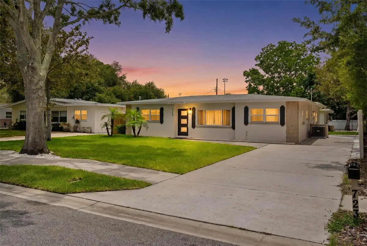 723 W Bayshore Drive, Tarpon Springs, FL 34689 - #1