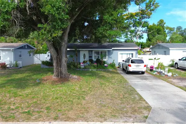 8370 52nd Way N, PINELLAS PARK, FL 33781