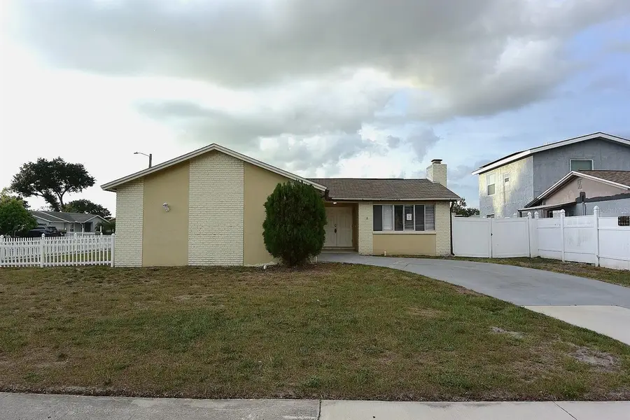 8235 Donaldson Drive, Tampa, FL 33615 - #3