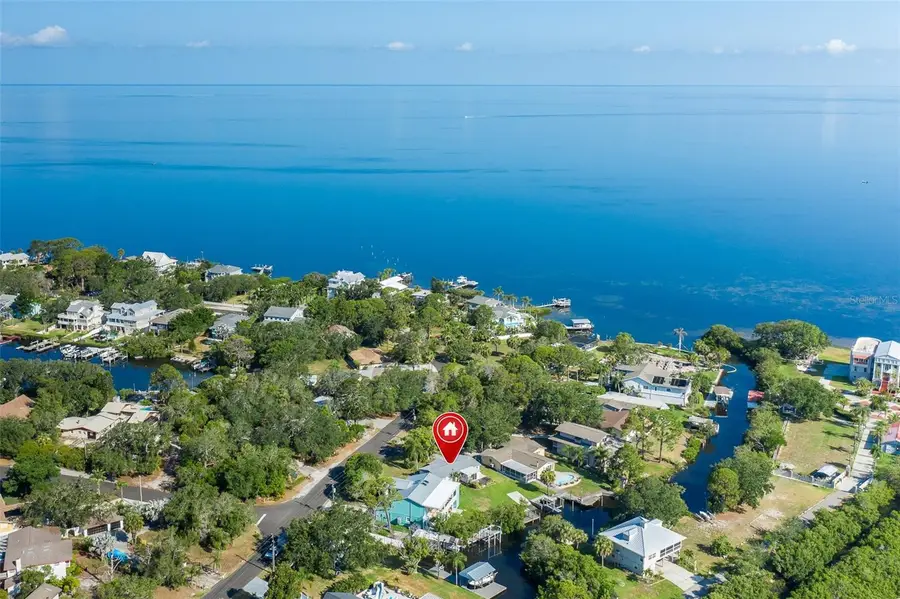 3318 Pineview Drive, Holiday, FL 34691 - #3