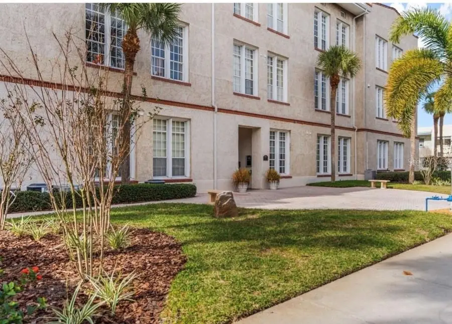 701 Mirror Lake Drive N #102, Saint Petersburg, FL 33701 - #3