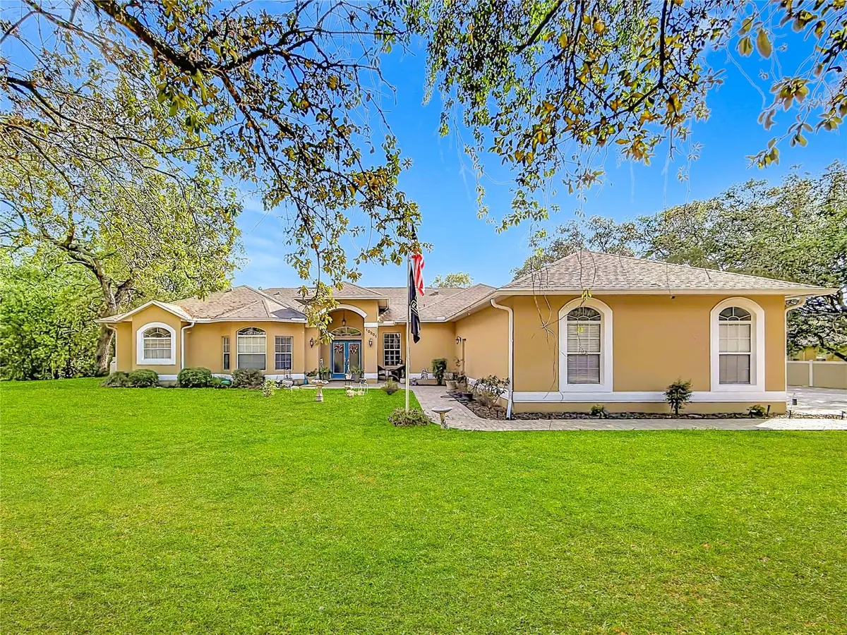 10301 Fox Sparrow Avenue, Weeki Wachee, FL 34613 - #1