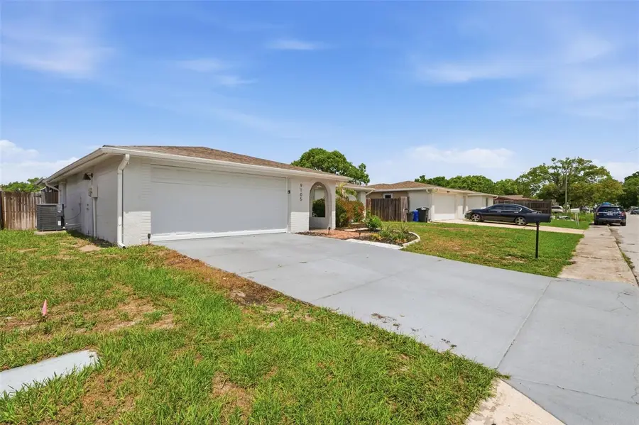 9105 Hunt Club Lane, Port Richey, FL 34668 - #2