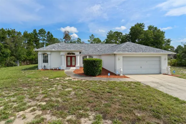 7401 Blackbird Avenue, WEEKI WACHEE, FL 34613