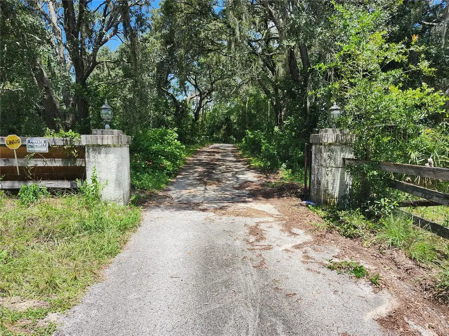 15001 Centralia Road, Brooksville, FL 34614 - #2