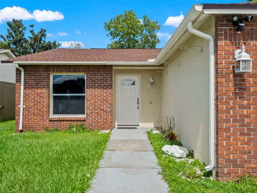 8937 Valencia Gardens Drive, Orlando, FL 32825 - #3