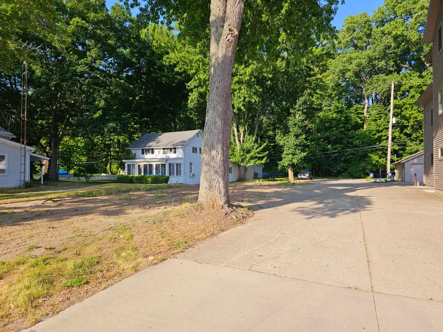 3393 Round Lake Highway, Manitou Beach, MI 49253 - Image #2