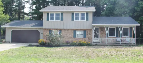 4878 Stanwood Street, Norton Shores, MI 49441