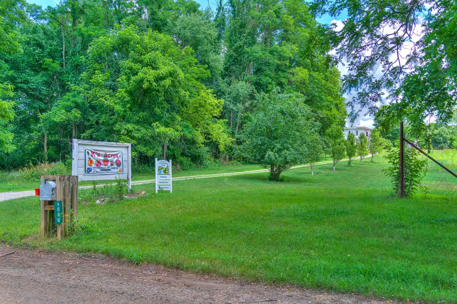 4680 Fitzpatrick Road, Hillsdale, MI 49242 - Image #2