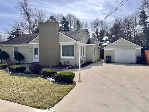 2915 W Milham Avenue, Portage, MI 49024