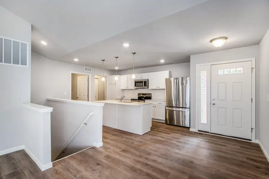 558 Mckinley Court, Three Rivers, MI 49093 - Image #2