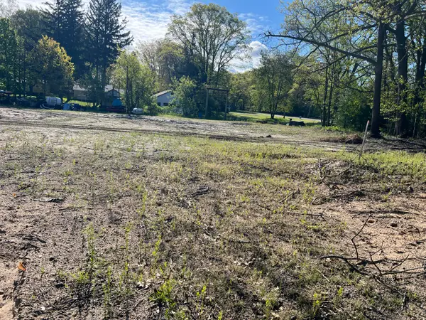 VL 3 N Rath, Ludington, MI 49431