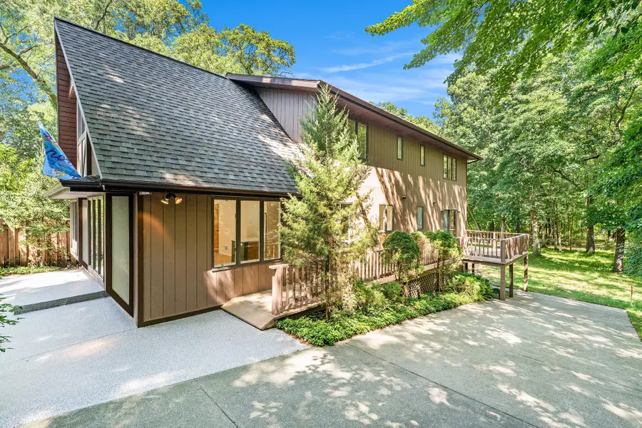 23 Lake Shore County Road, Beverly Shores, IN 46301 - Image #2