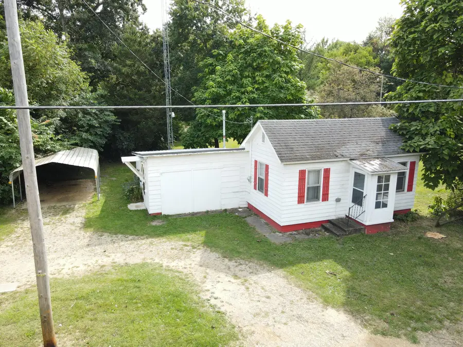 523 White Oak Road, Lawton, MI 49065 - Image #2