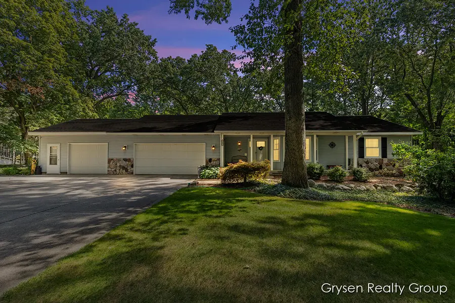 3687 Wentworth Drive Sw, Wyoming, MI 49519 - #2