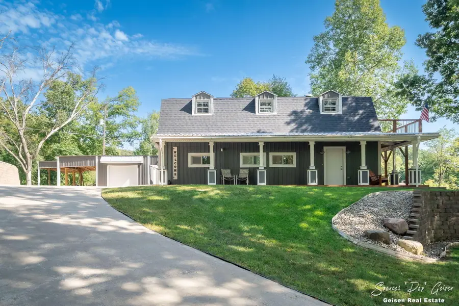 1420 S Bracy Avenue, Greenville, MI 48838 - Image #2