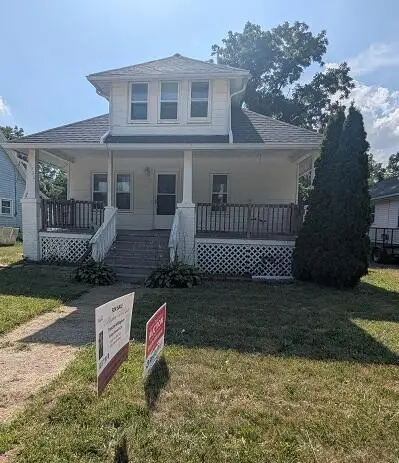 18736 Huron River Drive, New Boston, MI 48164