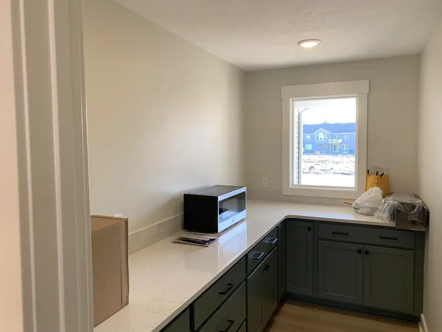 15709 Norwalk Road, Grand Haven, MI 49417 - Image #3