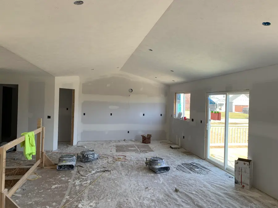 7120 Pinehurst Drive Ne, Rockford, MI 49341 - Image #3