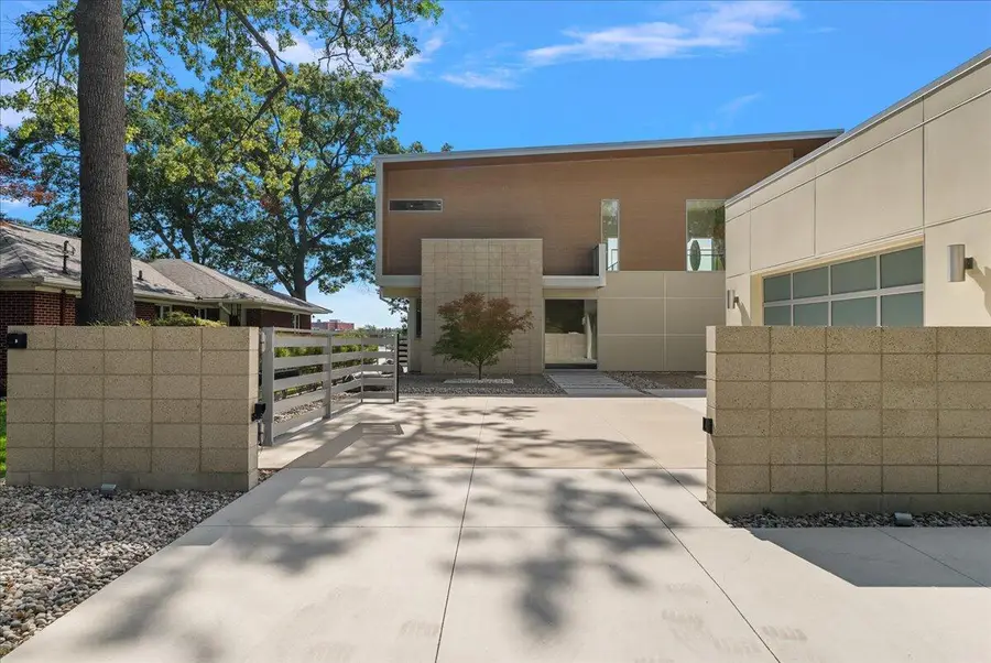 602 Lawn Avenue, Holland, MI 49424 - #2