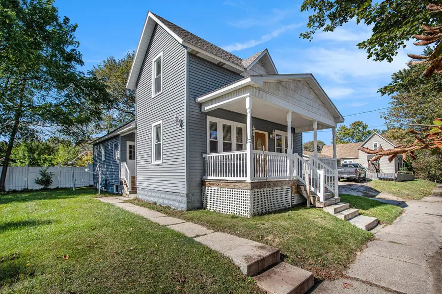 534 Hancock Street, Manistee, MI 49660 - Image #2