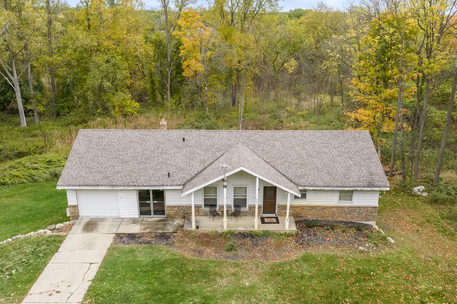 970 Buttrick Avenue Se, Ada, MI 49301 - Image #2
