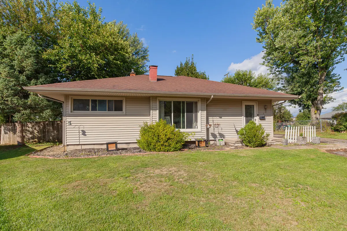 260 Renfrew Avenue, Adrian, MI 49221 - Image #1