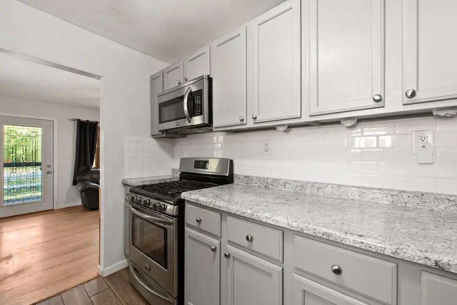 85 Doremus Avenue, Waterford, MI 48328 - Image #3