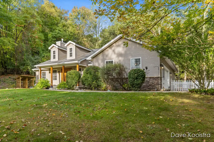 6375 Duxbury Drive Se, Ada, MI 49301 - Image #3