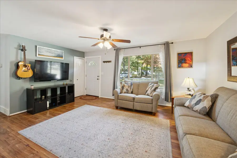 1552 Odette, Hartland, MI 48353 - Image #3