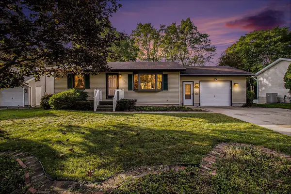 359 10th Street, Manistee, MI 49660