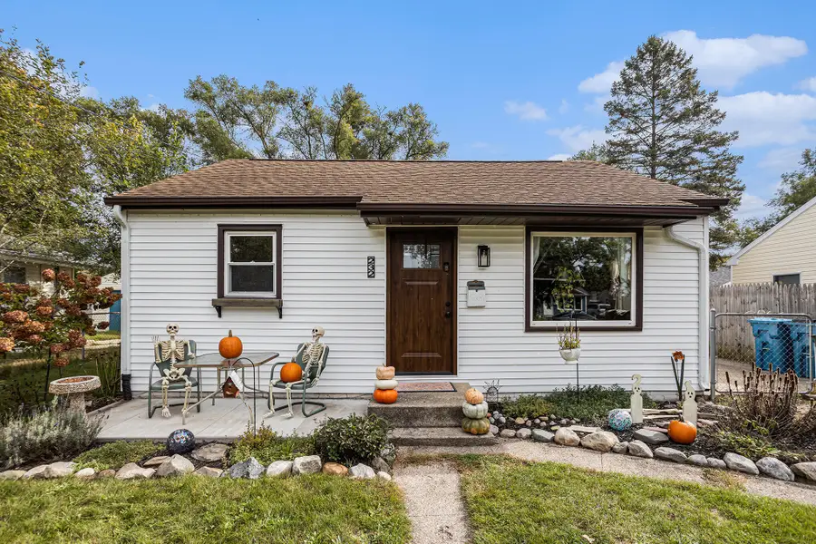 232 N Woodlawn Avenue, Battle Creek, MI 49037 - Image #2