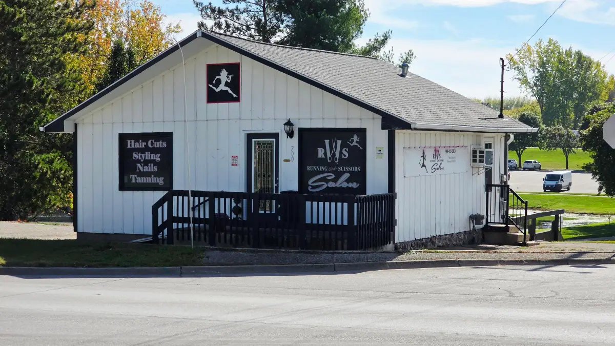 700 E Main Street, Edmore, MI 48829 - Image #1